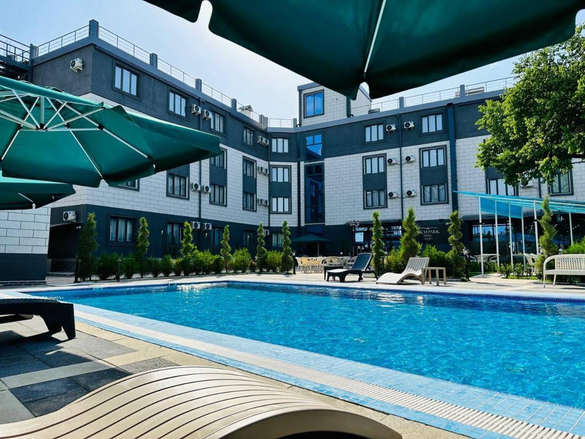 Rich Park Hotel Tachkent Extérieur photo