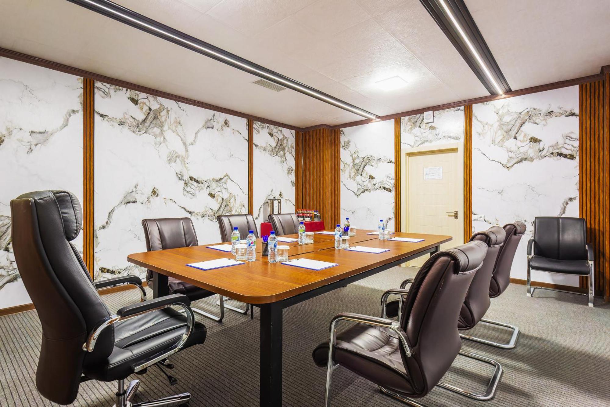Rich Park Hotel Tachkent Extérieur photo